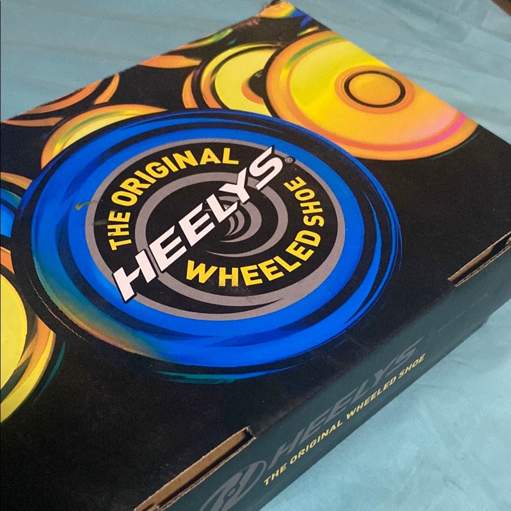 Heelys Vibrant Wheeled Shoe Box - Blue and Yellow